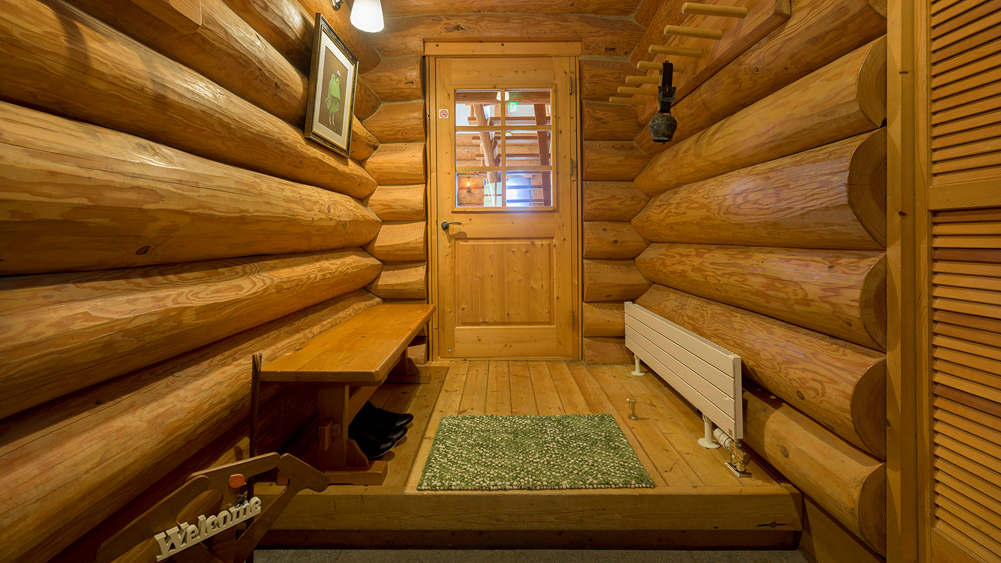 Elite Havens - Log 343 - Niseko Japan - Welcoming entrance